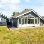 6 Person Holiday Home In Hemmet *