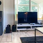 6 Person In * Hemmet
