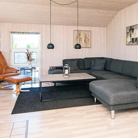 6 Person In Semesterbostad Hemmet