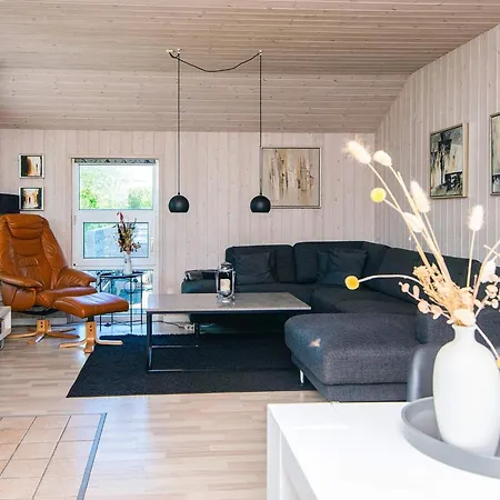 Tranquil Oasis By Fjord - By Traum *